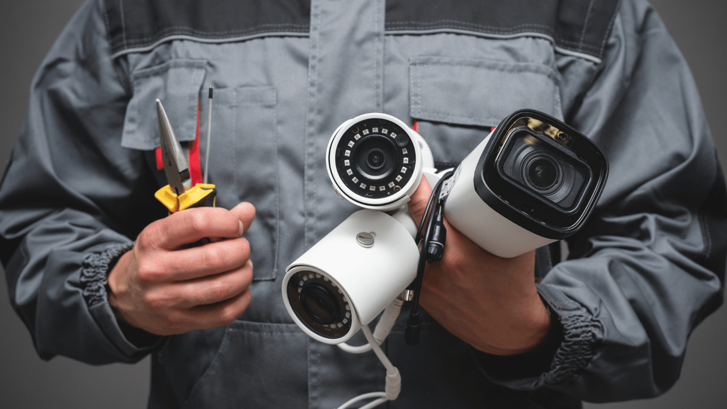 cctv blog a guy who ready to install a cctv